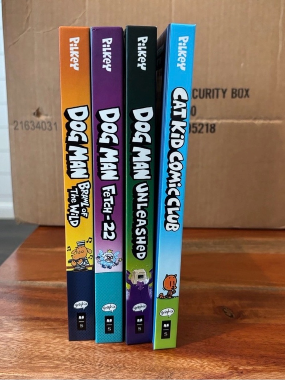 Dog Man & Cat Kid Graphic Novel Set - Bright Multicolor Spines
